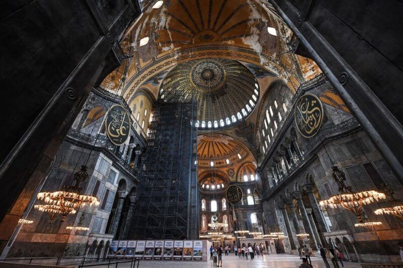 istanbul-blue-mosque-hagia-sophia-basilica-cistern-tour