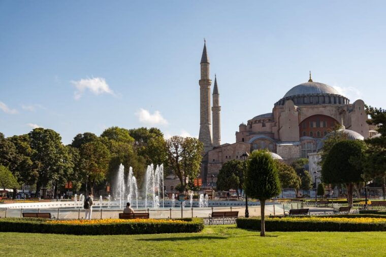 istanbul-blue-mosque-hagia-sophia-guided-tour-w-tickets