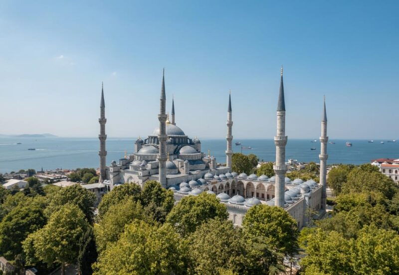 istanbul-blue-mosque-hagia-sophia-guided-walking-tour