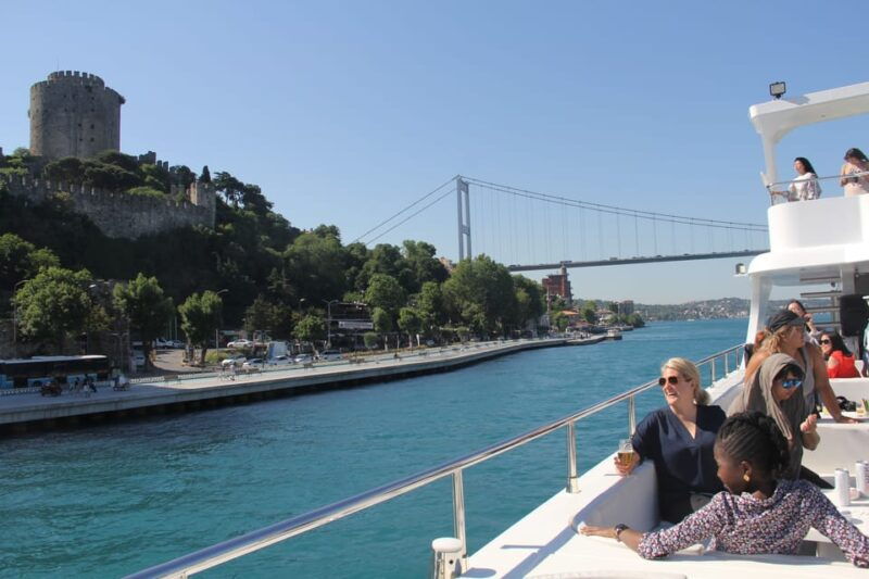 istanbul-bosphorus-and-black-sea-cruise-with-lunch