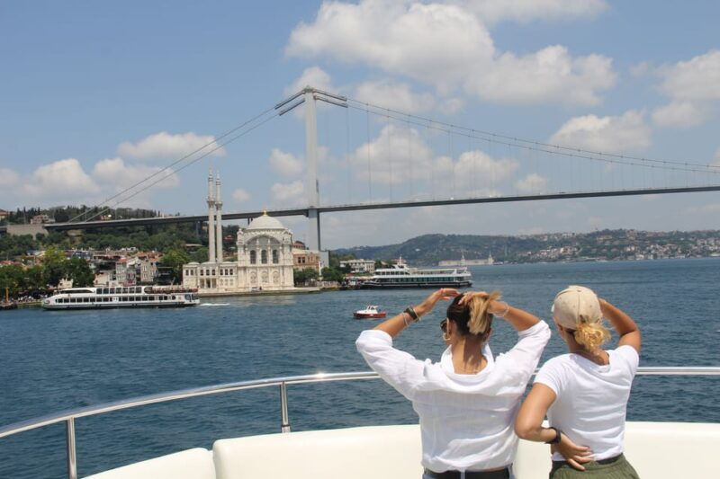 istanbul-bosphorus-and-black-sea-cruise-with-lunch