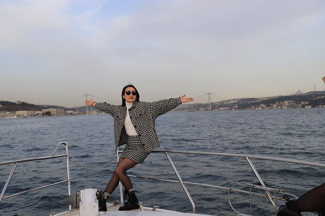 istanbul-bosphorus-boat-tour-and-golden-horn-cruise-day-or-sunset
