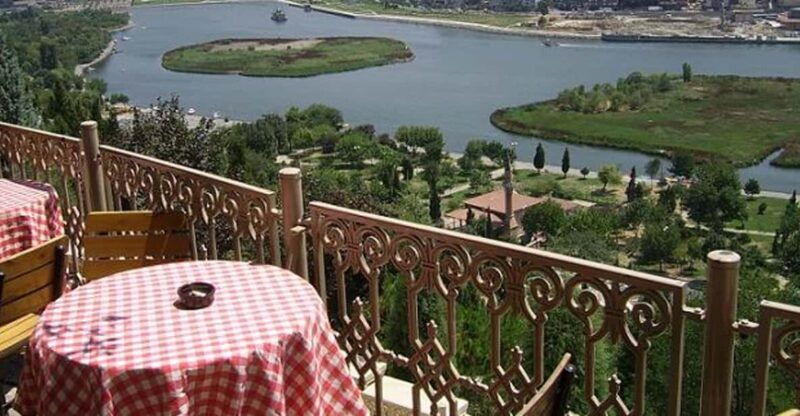 istanbul-bosphorus-cruise-and-golden-horn-bus-tour