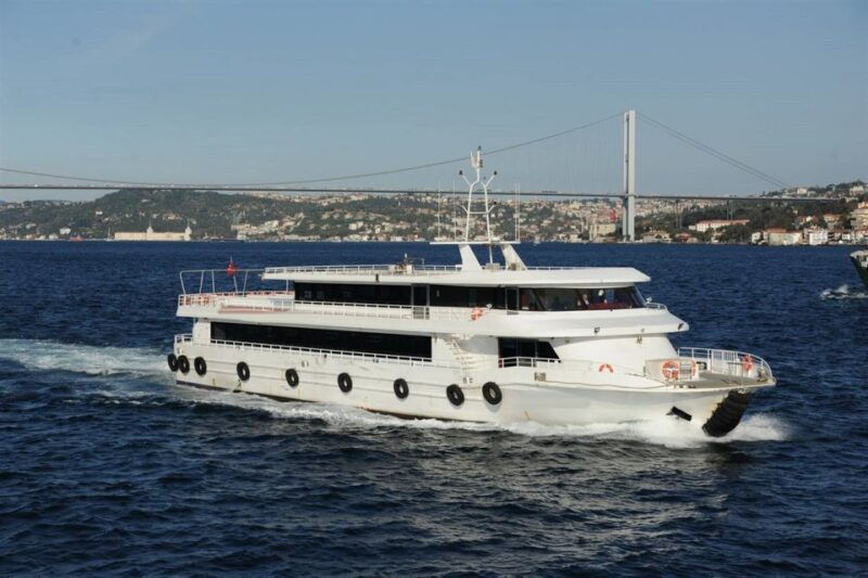 istanbul-bosphorus-cruise-bus-tour-golden-horn-cable-car