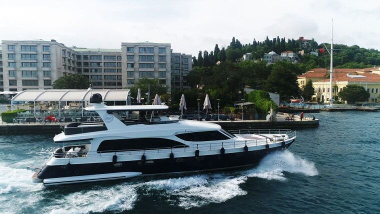 istanbul-bosphorus-cruise-with-stopover-on-the-asian-side