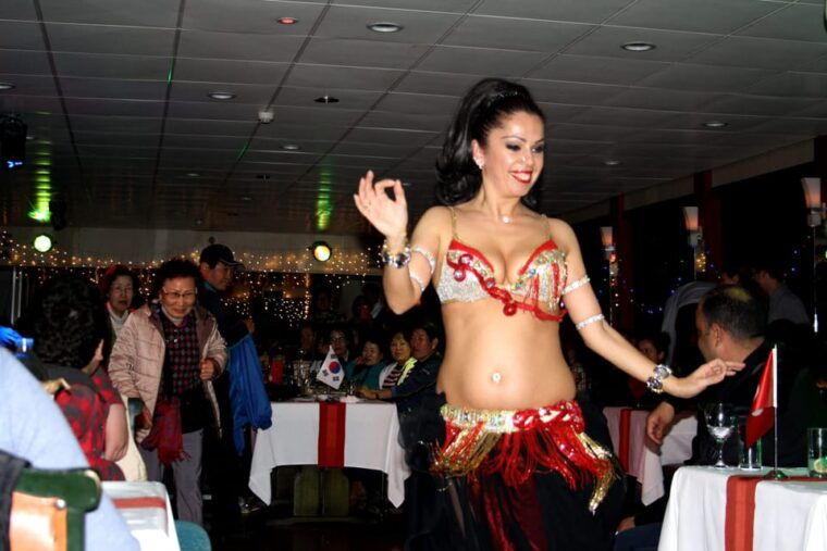 istanbul-bosphorus-dinner-cruise-incl-drinks-with-transfer