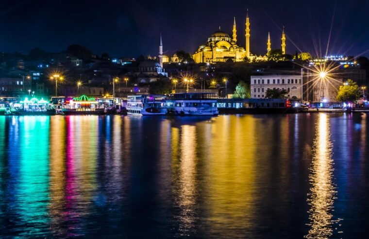 istanbul-bosphorus-dinner-cruise-incl-drinks-with-transfer