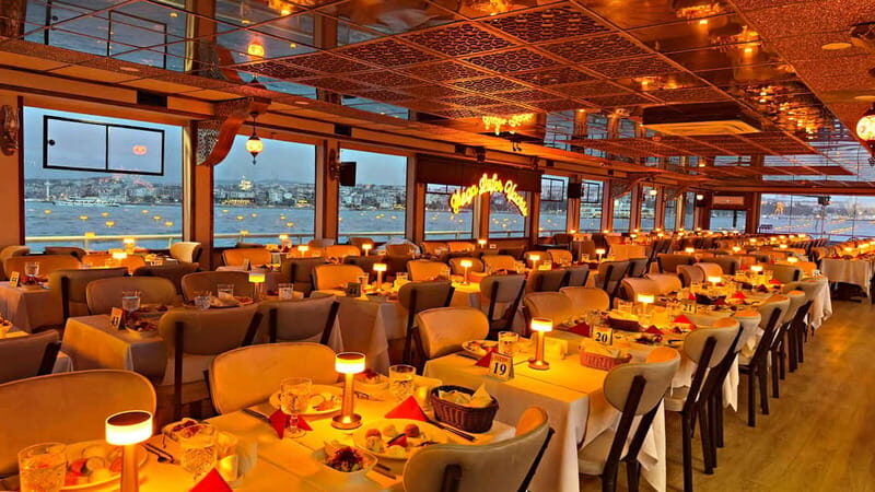 Istanbul: Bosphorus Dinner Cruise & Show with Private Table - The Food and Beverage Experience