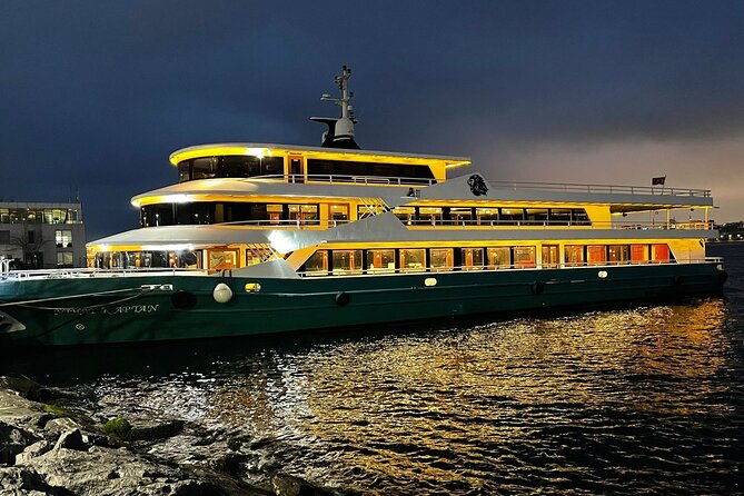 istanbul-bosphorus-dinner-cruise-turkish-night-show-all-inclusive