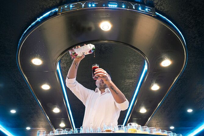 istanbul-bosphorus-dinner-cruise-turkish-night-show-experience