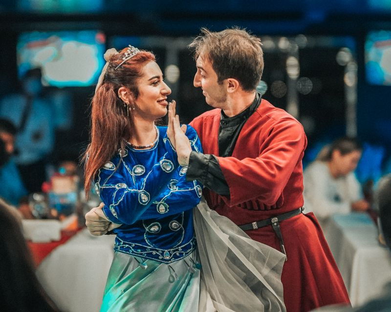 istanbul-bosphorus-dinner-cruise-with-turkish-night-show-3