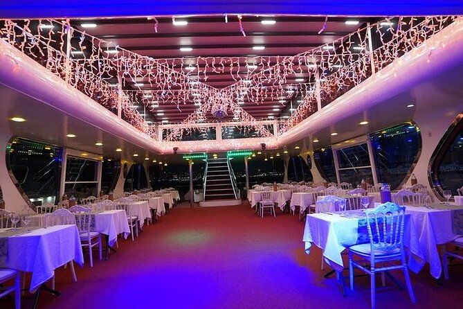 istanbul-bosphorus-dinner-cruise-with-turkish-night-show