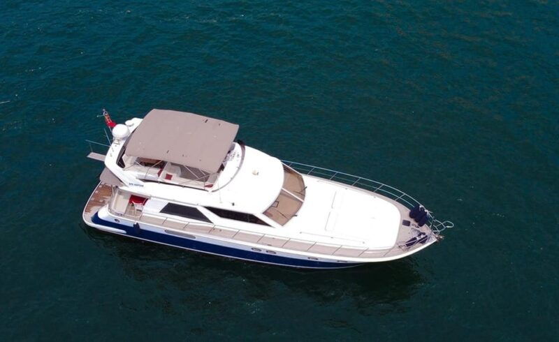 istanbul-bosphorus-morning-yacht-tour-with-snacks-2