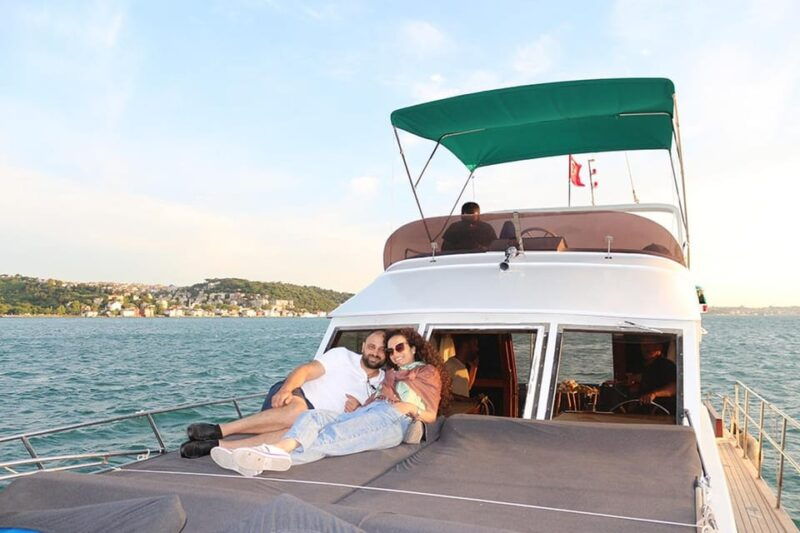 istanbul-bosphorus-morning-yacht-tour-with-snacks-2