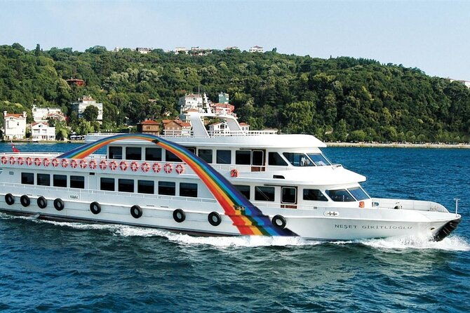 istanbul-bosphorus-sightseeing-cruise