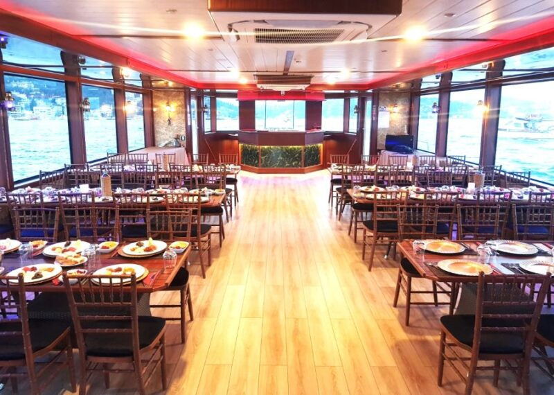 istanbul-bosphorus-sunset-cruise-with-dinner