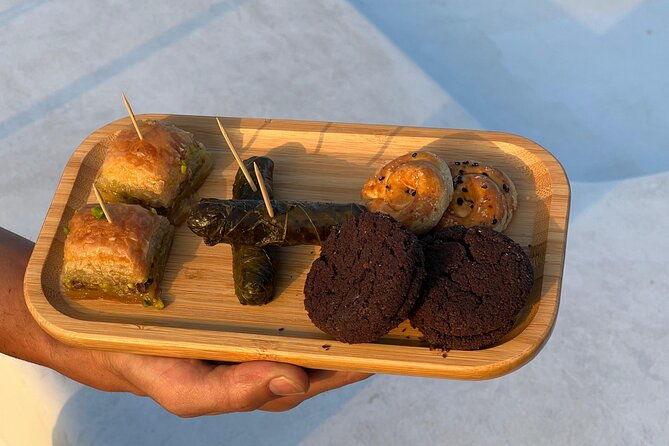 istanbul-bosphorus-sunset-yacht-cruise