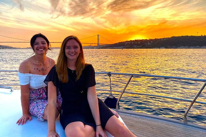 istanbul-bosphorus-sunset-yacht-cruise-with-live-guide-and-snacks