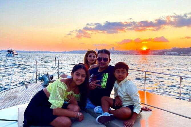 istanbul-bosphorus-sunset-yacht-cruise-with-live-guide-and-snacks