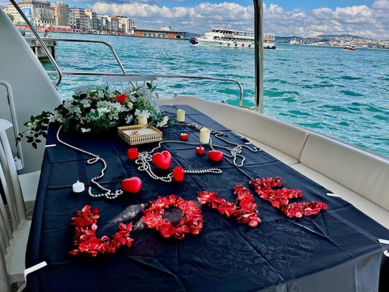 istanbul-bosphorus-yacht-cruise-at-sunset-with-snacks