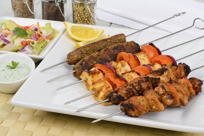 Istanbul by Night: Dining Out in a Turkish Way - Introduction