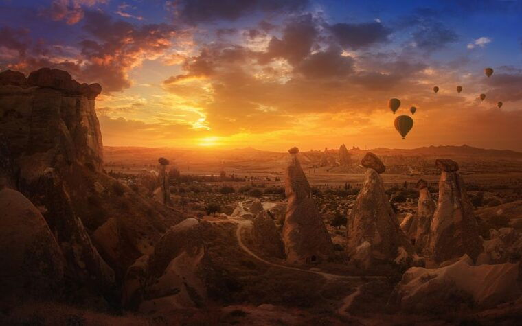 istanbul-cappadocia-4-day-trip-by-plane-hot-air-balloon