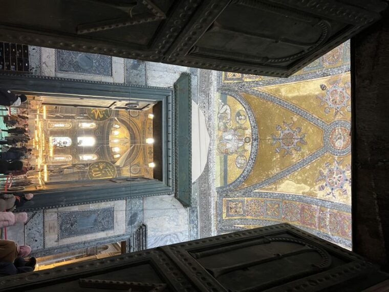 istanbul-city-highlights-group-tour-with-hagia-sophia-entry