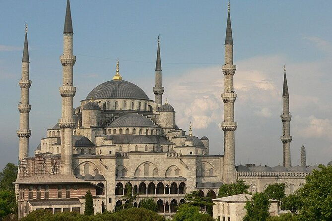 istanbul-classics-with-hagia-sophia-blue-mosque-topkapi-palace-grand-bazaar