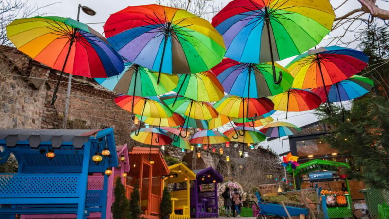 istanbul-colorful-fener-balat-walking-tour-w-expert-guide