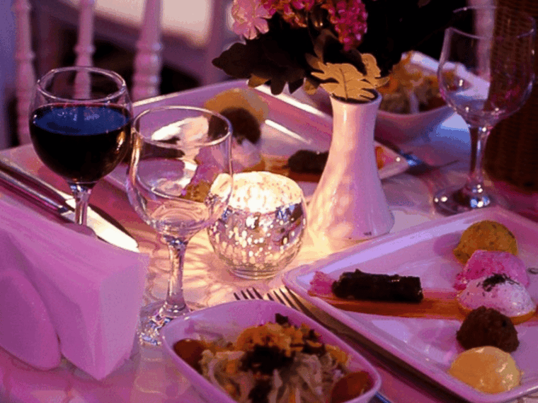 istanbul-dinner-cruise-with-hotel-pickup-optional-drinks