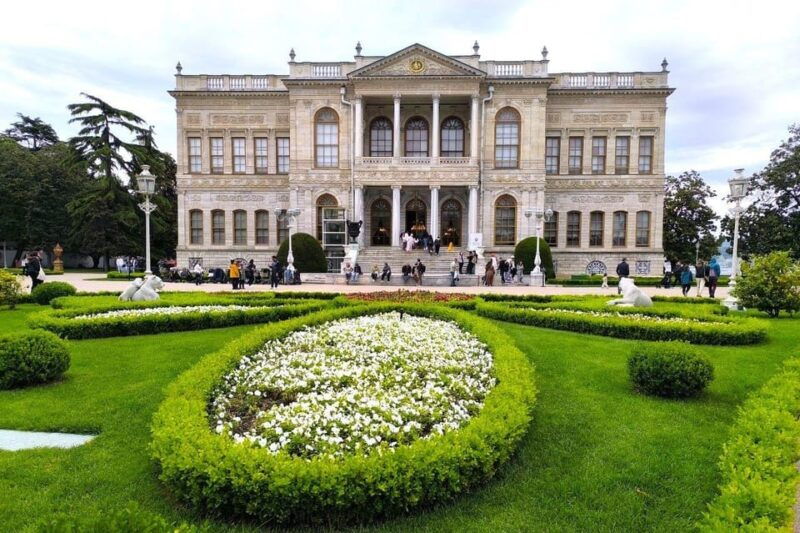 istanbul-dolmabahce-palace-and-harem-skip-the-line-ticket