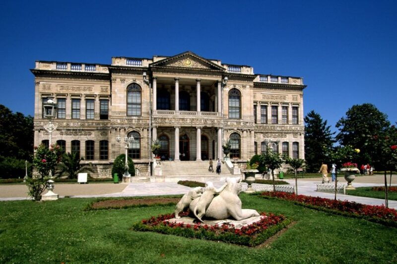 istanbul-dolmabahce-palace-and-uskudar-guided-tour