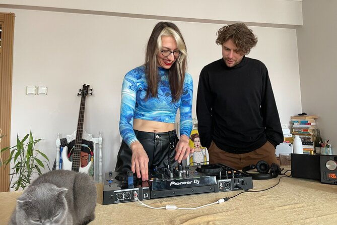 istanbul-electronic-music-and-culture-workshop-from-local-dj