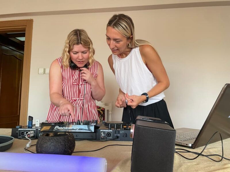 istanbul-electronic-music-workshop-culture-from-local-dj