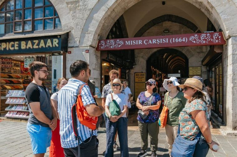 istanbul-european-and-asian-side-guided-foodie-walking-tour