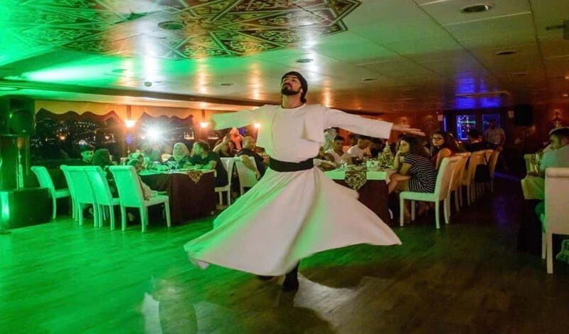Istanbul: Evening Bosphorus Dinner Cruise with Belly Dance - FAQ