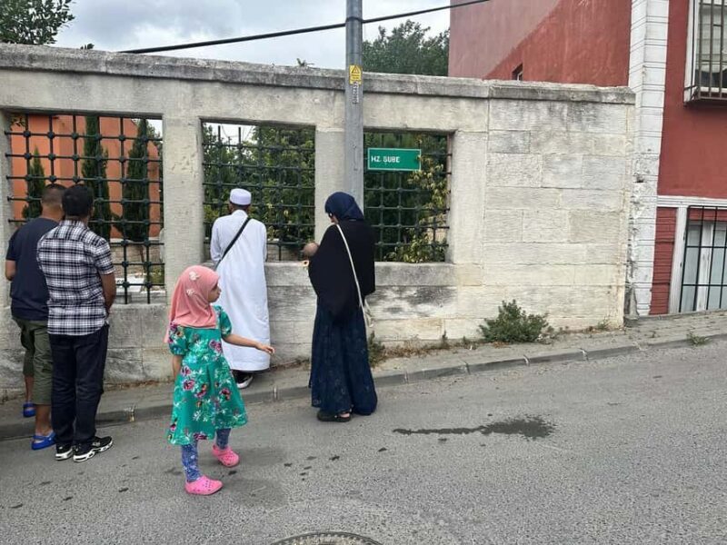 Istanbul: Full Day Islamic Sahaba /Heritage Tour with Lunch - Exploring Istanbuls Islamic Heritage: A Full Day Tour Overview