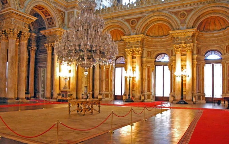 Istanbul: Full-Day Tour with Dolmabahce & Bosphorus Cruise - Practical Details and Tips
