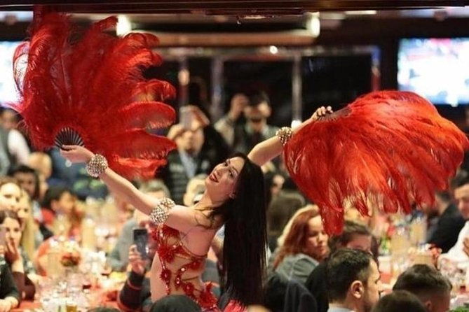 istanbul-gbosphorus-dinner-cruise-and-belly-dancer-show