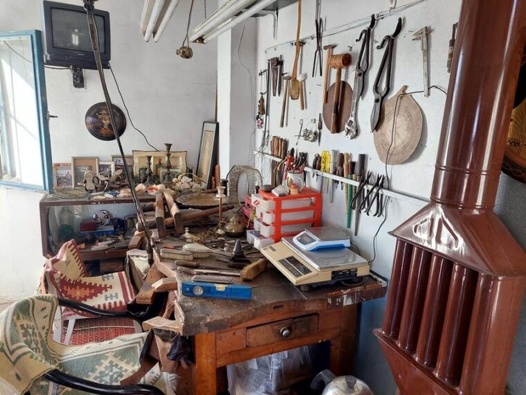 istanbul-grand-bazaar-from-rooftops-to-the-secret-passages