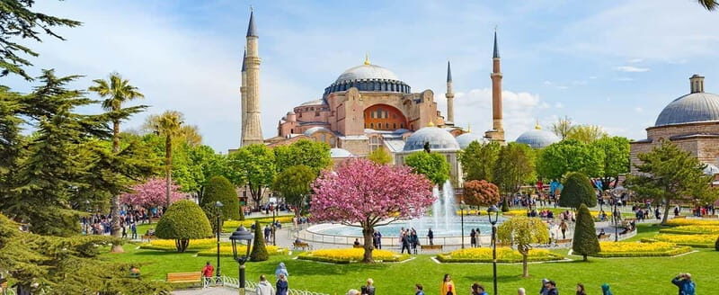 Istanbul: Guided Blue Mosque and Hagia Sophia Tour - The German Fountain: A Symbol of Friendship