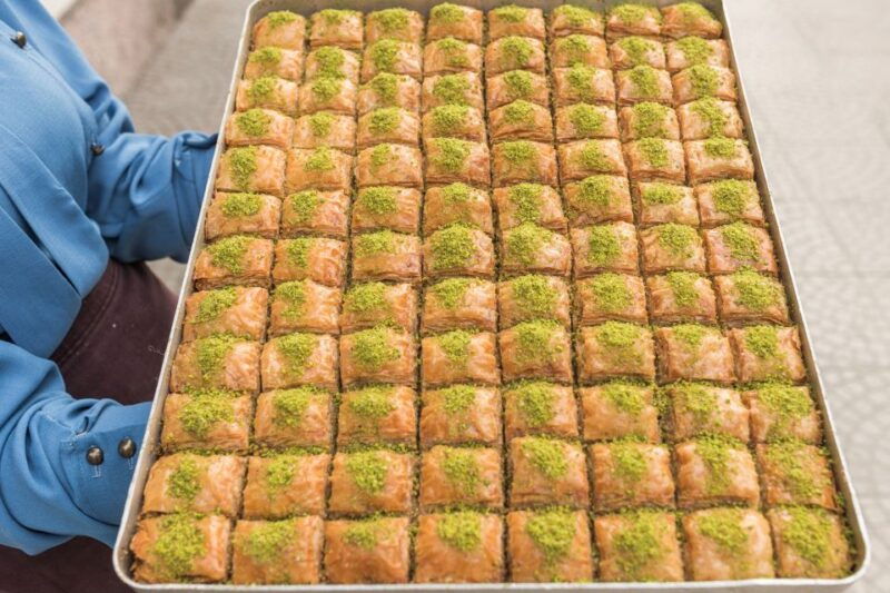 istanbul-guided-food-walking-tour