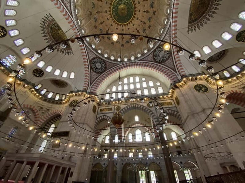 Istanbul: Guided Morning Prayer Experience at Fatih Mosque - A Closer Look at the Experience