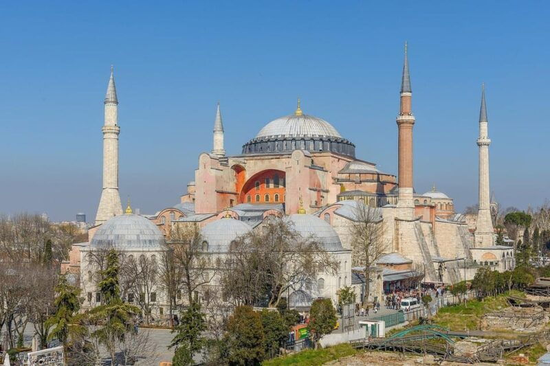 istanbul-hagia-sophia-and-blue-mosque-tour-with-tickets