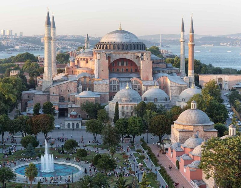 istanbul-hagia-sophia-and-blue-mosque-tour-with-tickets