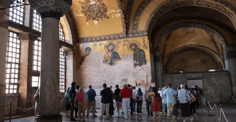 istanbul-hagia-sophia-basilica-cistern-tour-with-tickets