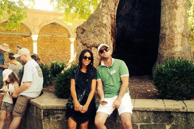 istanbul-hagia-sophia-blue-mosque-and-grand-bazaar-tour