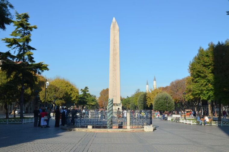 istanbul-hagia-sophia-blue-mosque-basilica-cistern-tour