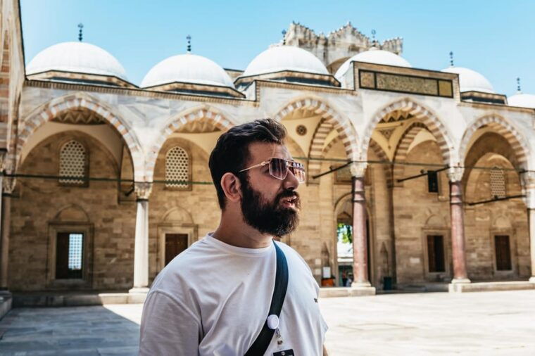 istanbul-hagia-sophia-blue-mosque-suleymaniye-mosque-tour