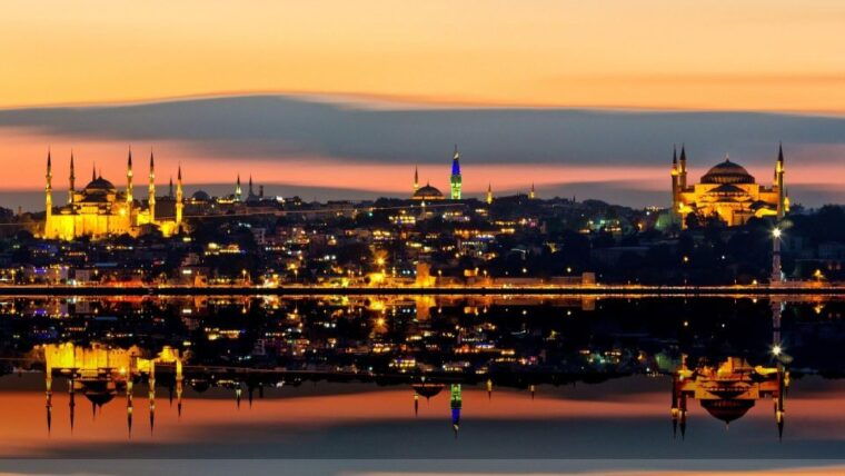 istanbul-half-day-cruise-and-cable-car-to-pierre-loti-hill